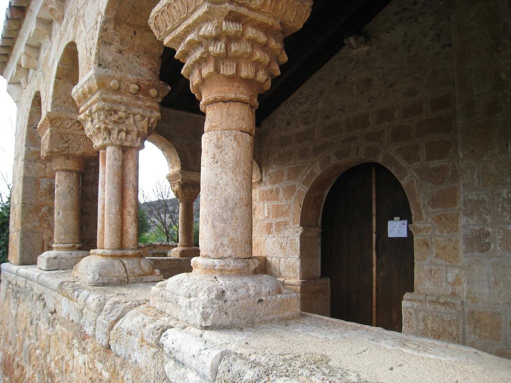 Gasthaus Casa Rural Patino Quintanas de Gormaz Exterior foto